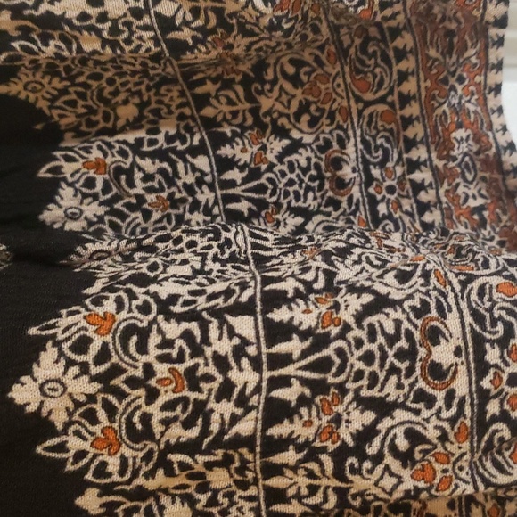 Knox Rose Shirt - Picture 5 of 6